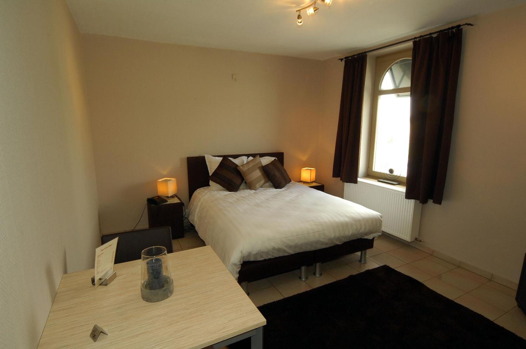 Hôtel Le Saint Loup Gembloux Extérieur photo