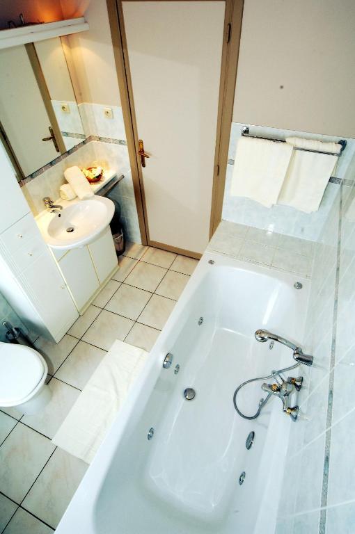 Hôtel Le Saint Loup Gembloux Chambre photo